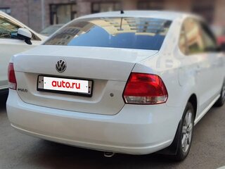 2013 Volkswagen Polo V, белый, 980000 рублей, вид 3