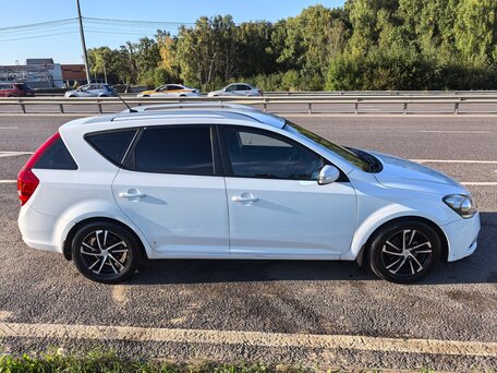2011 Kia Ceed I Рестайлинг, белый, 730000 рублей, вид 4