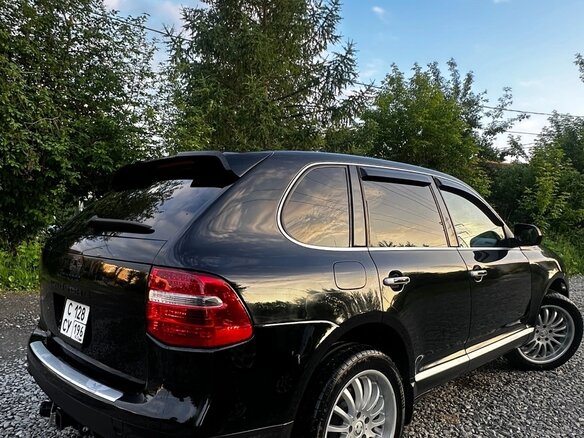 2009 Porsche Cayenne I Рестайлинг (957), чёрный, 1120000 рублей - вид 2