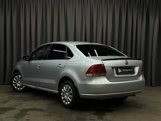 2010 Volkswagen Polo V, серебристый, 429888 рублей, вид 3