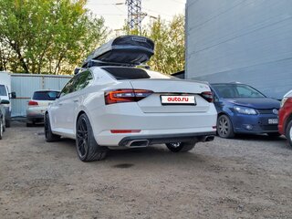 2021 Skoda Superb III Рестайлинг, белый, 3500000 рублей, вид 2