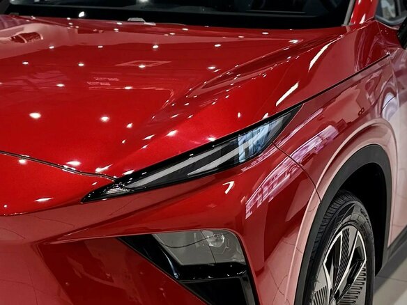 2026 Omoda C5 II, красный, 2629000 рублей - вид 2
