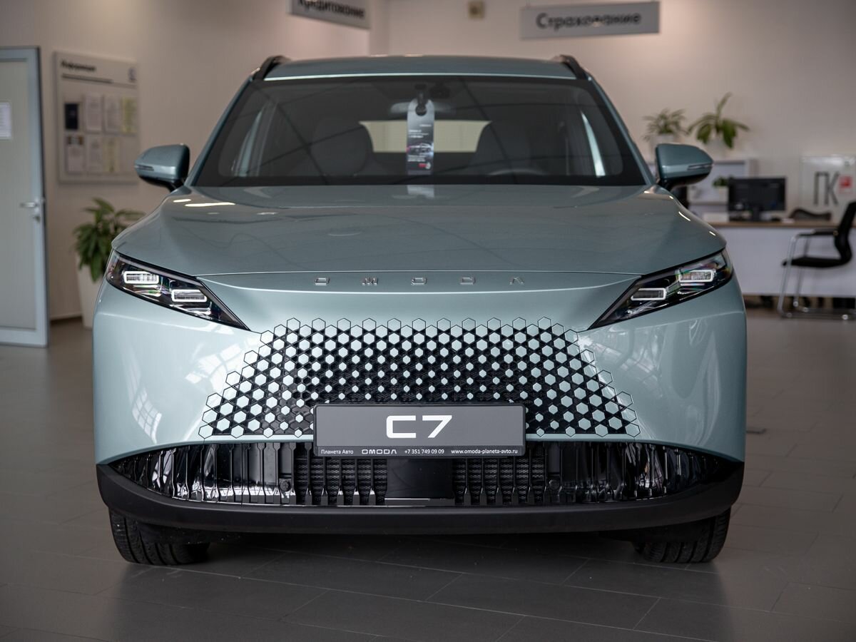 Открыть фотографии: Omoda C7