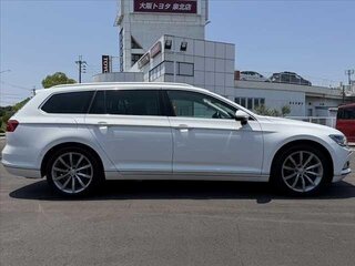 2018 Volkswagen Passat B8, белый, 1300000 рублей, вид 4