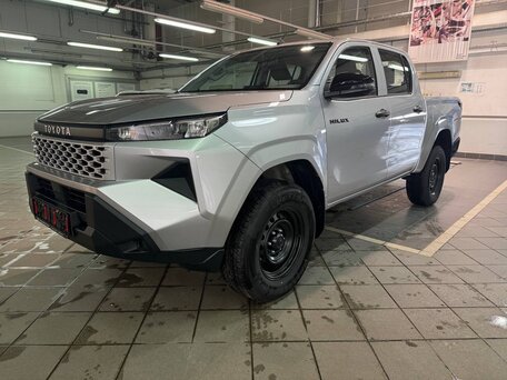 Toyota Hilux IX