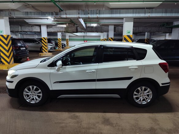 2016 Suzuki SX4 II (S-Cross) Рестайлинг, белый, 1800000 рублей - вид 5