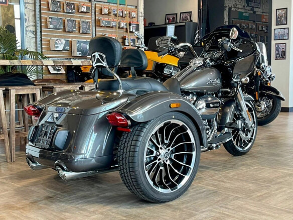 2023 Harley-Davidson Road Glide 3, серый, 4980000 рублей - вид 16