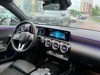 2018 Mercedes-Benz A-Класс 180 d IV (W177), серый, 2000000 рублей, вид 5