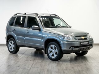 2014 Chevrolet Niva I Рестайлинг, серый, 639000 рублей, вид 1
