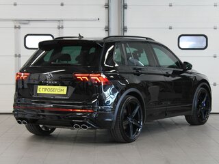 2021 Volkswagen Tiguan II Рестайлинг, чёрный, 5700000 рублей, вид 5