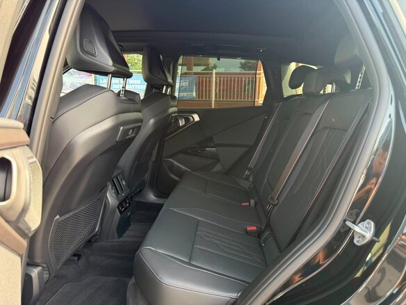 2026 BMW X3 40d xDrive IV (G45/G48), чёрный - вид 15