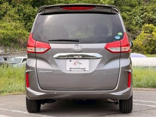 2022 Honda Freed II Рестайлинг, серый, 1175000 рублей, вид 5