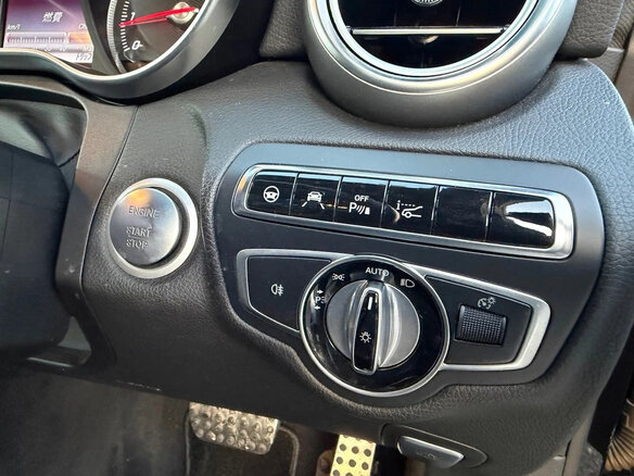2017 Mercedes-Benz C-Класс 180 IV (W205), чёрный, 1749027 рублей - вид 12