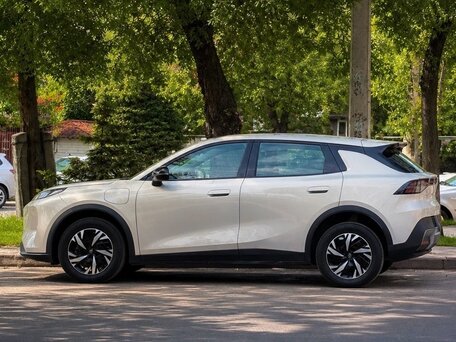 2026 Changan Qiyuan Q05 51.9 kWh II, серебристый, 2170000 рублей, вид 3