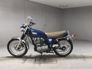 2021 Yamaha SR400, синий, 569000 рублей, вид 2