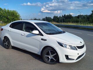 2014 Kia Rio III, белый, 740000 рублей, вид 1