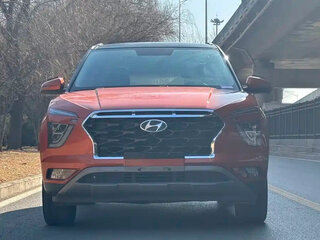 2020 Hyundai ix25 II, оранжевый, 1000000 рублей, вид 2