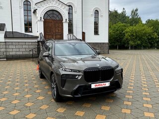 2022 BMW X7 40i I (G07) Рестайлинг, зелёный, 10800000 рублей, вид 3