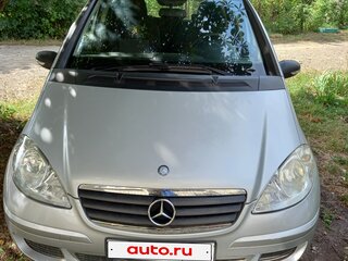 2006 Mercedes-Benz A-Класс 170 II (W169), серебристый, 900000 рублей, вид 1