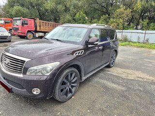 Infiniti QX56 II
