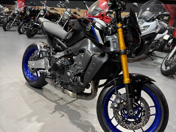 2021 Yamaha MT-09 (FZ-09), чёрный, 935000 рублей - вид 4