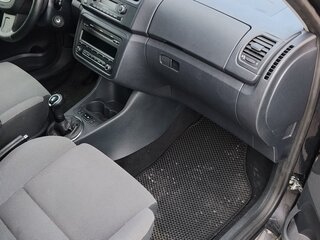 2012 Skoda Roomster Scout I Рестайлинг, чёрный, 700000 рублей, вид 5