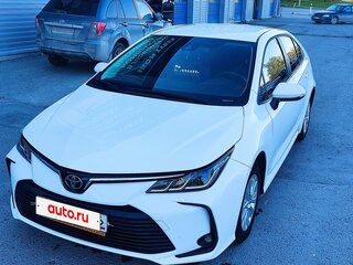 2022 Toyota Corolla XII (E210), белый, 1890000 рублей, вид 1