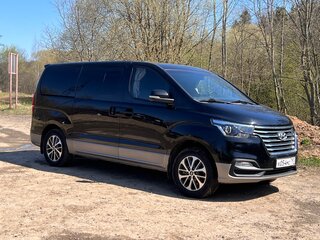 2018 Hyundai Grand Starex I Рестайлинг 2, чёрный, 4200000 рублей, вид 1