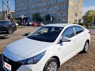 2020 Hyundai Solaris II, белый, 1450000 рублей, вид 1