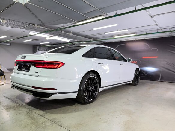 2019 Audi A8 Long 55 TFSI IV (D5), белый, 4790000 рублей - вид 17