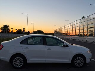 2019 Skoda Rapid I Рестайлинг, белый, 1450000 рублей, вид 3