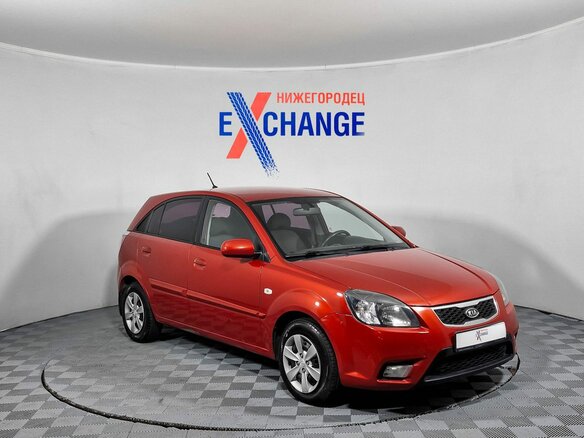 2010 Kia Rio II Рестайлинг, красный - вид 3
