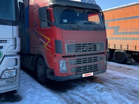 2006 Volvo FH, красный, 2399000 рублей, вид 4