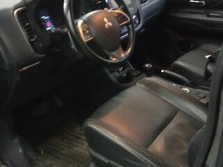 2014 Mitsubishi Outlander III Рестайлинг, серый, 1520000 рублей, вид 5