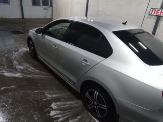 2013 Volkswagen Jetta VI, серебристый, 800000 рублей, вид 4