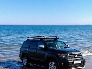 2011 Toyota Sequoia II, чёрный, 2500000 рублей, вид 2