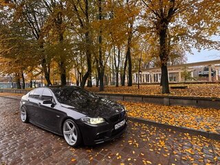 2010 BMW 5 серии 520d VI (F10/F11/F07), чёрный, 2100000 рублей, вид 4