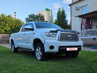 2009 Toyota Tundra Double Cab II, белый, 2950000 рублей, вид 2
