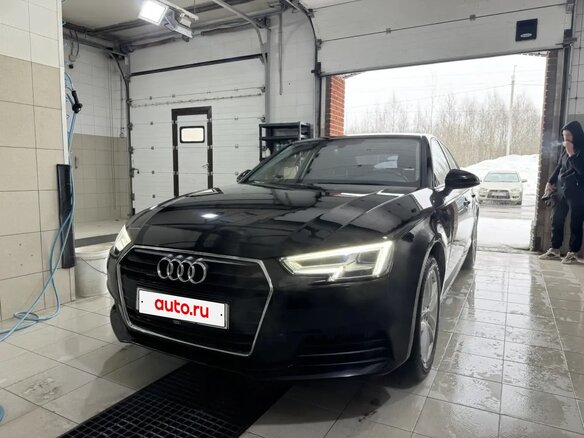 2018 Audi A4 V (B9), чёрный, 2030000 рублей - вид 3