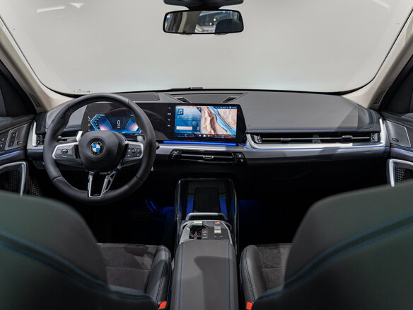 2026 BMW X1 Long 25Li xDrive III (U11/U12), серый, 6000000 рублей - вид 11