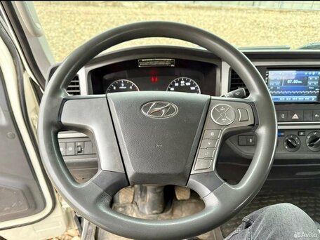 2022 Hyundai e-Mighty, белый, 5100000 рублей, вид 4