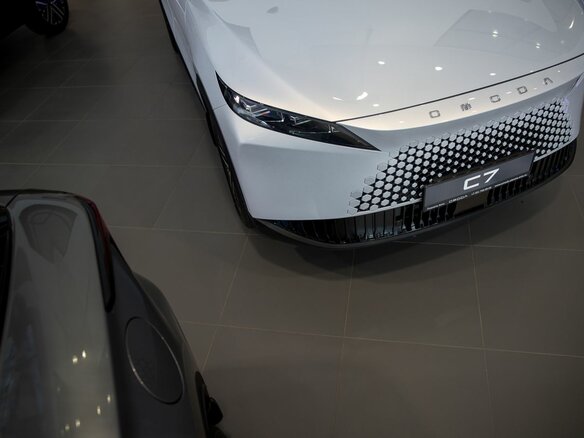 2026 Omoda C7, серый, 3499000 рублей - вид 7