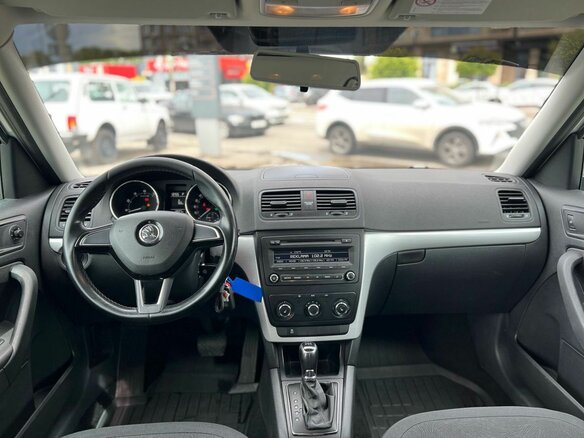 2014 Skoda Yeti I Рестайлинг, серебристый - вид 14