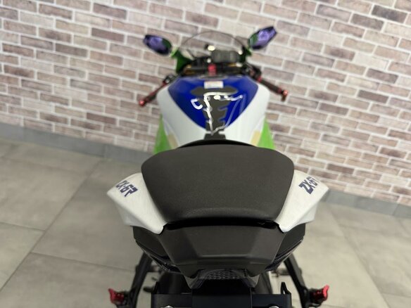 2024 Kawasaki ZX-6 Ninja, белый, 1295000 рублей - вид 19