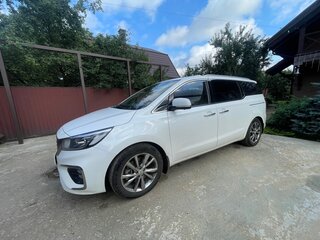 2019 Kia Carnival III, белый, 2700000 рублей, вид 4