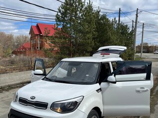 2019 Kia Soul III, белый, 1200000 рублей, вид 1