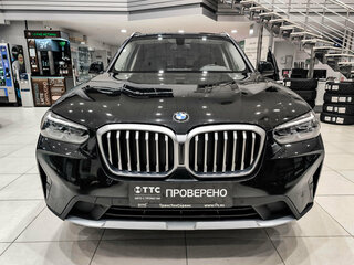 2021 BMW X3 20i xDrive III (G01) Рестайлинг, чёрный, 4430000 рублей, вид 2