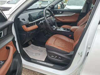 2023 Chery Tiggo 8 Pro e+, белый, 2252460 рублей, вид 5