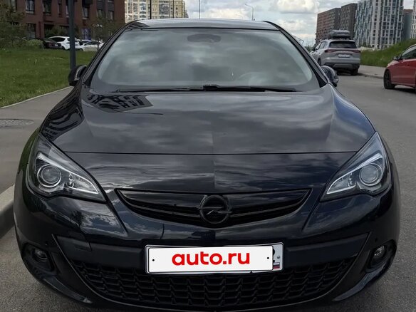 2013 Opel Astra GTC J Рестайлинг, чёрный, 910000 рублей - вид 1