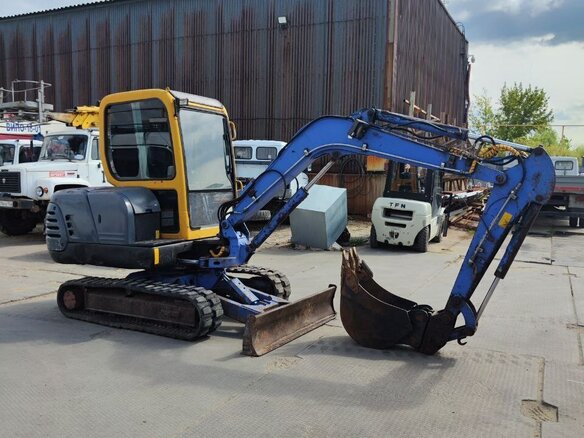 2000 Mitsubishi MM30SR, 1850000 рублей - вид 1